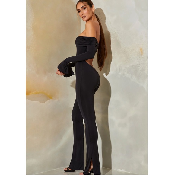 Oh Polly Pants - Oh Polly Long Sleeve Open Back Jumpsuit, Black (US 10/UK 14)